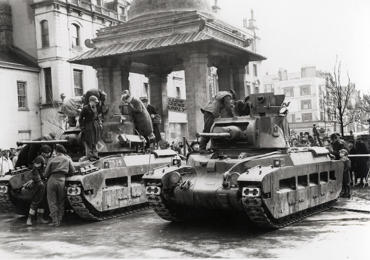 Photo showing tanks gathered outside the Royal Pavilion.