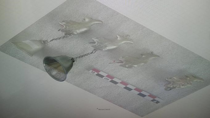 Above: Screenshot of bell design being derived from BnF photo (greyed). Photo Credit: Mike Penwolf, Panotechnia Ltd.