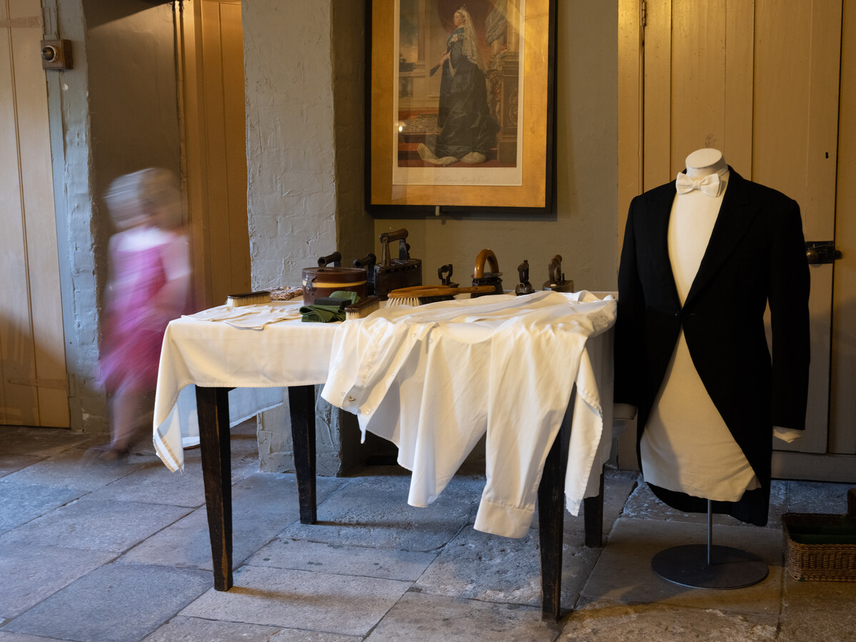 Preston Manor room with butler outfit and equipment