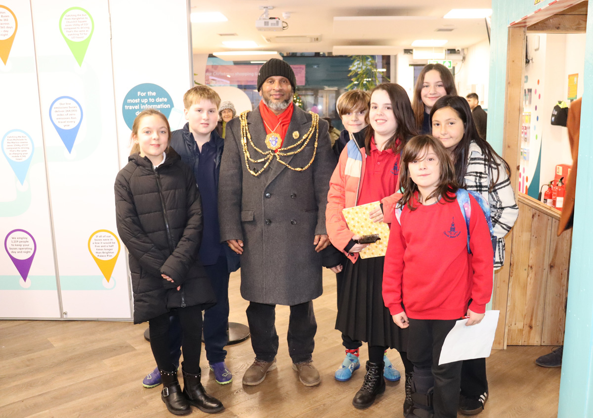 Mayor of the City of Brighton & Hove, Councillor Mohammed Asaduzzaman and children from Downs Junior School