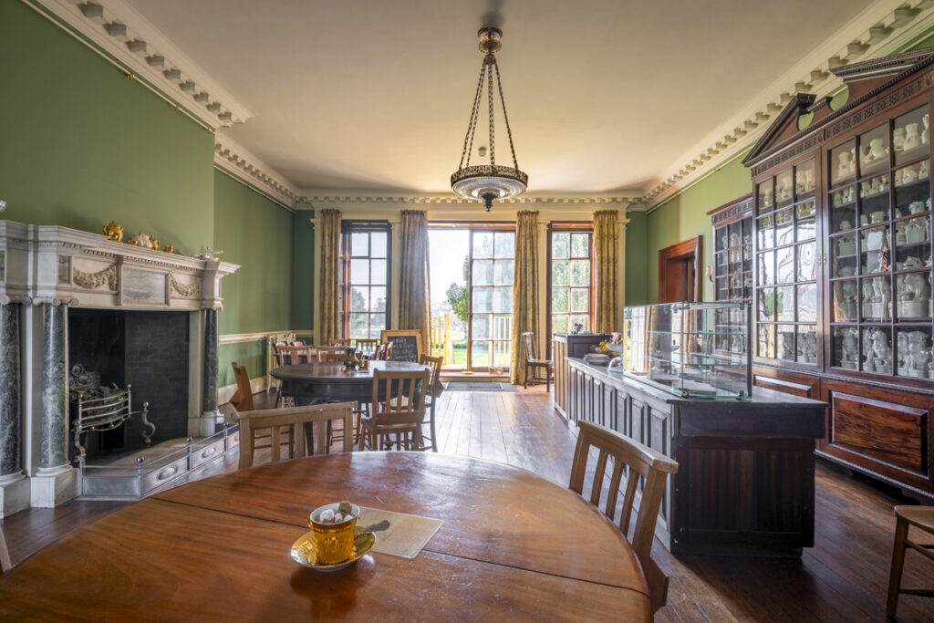 Preston Manor café Rust