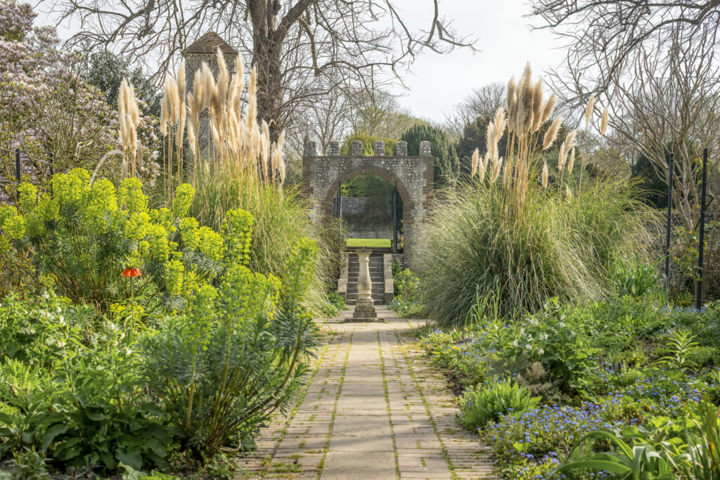 Preston Manor Gardens April 2025