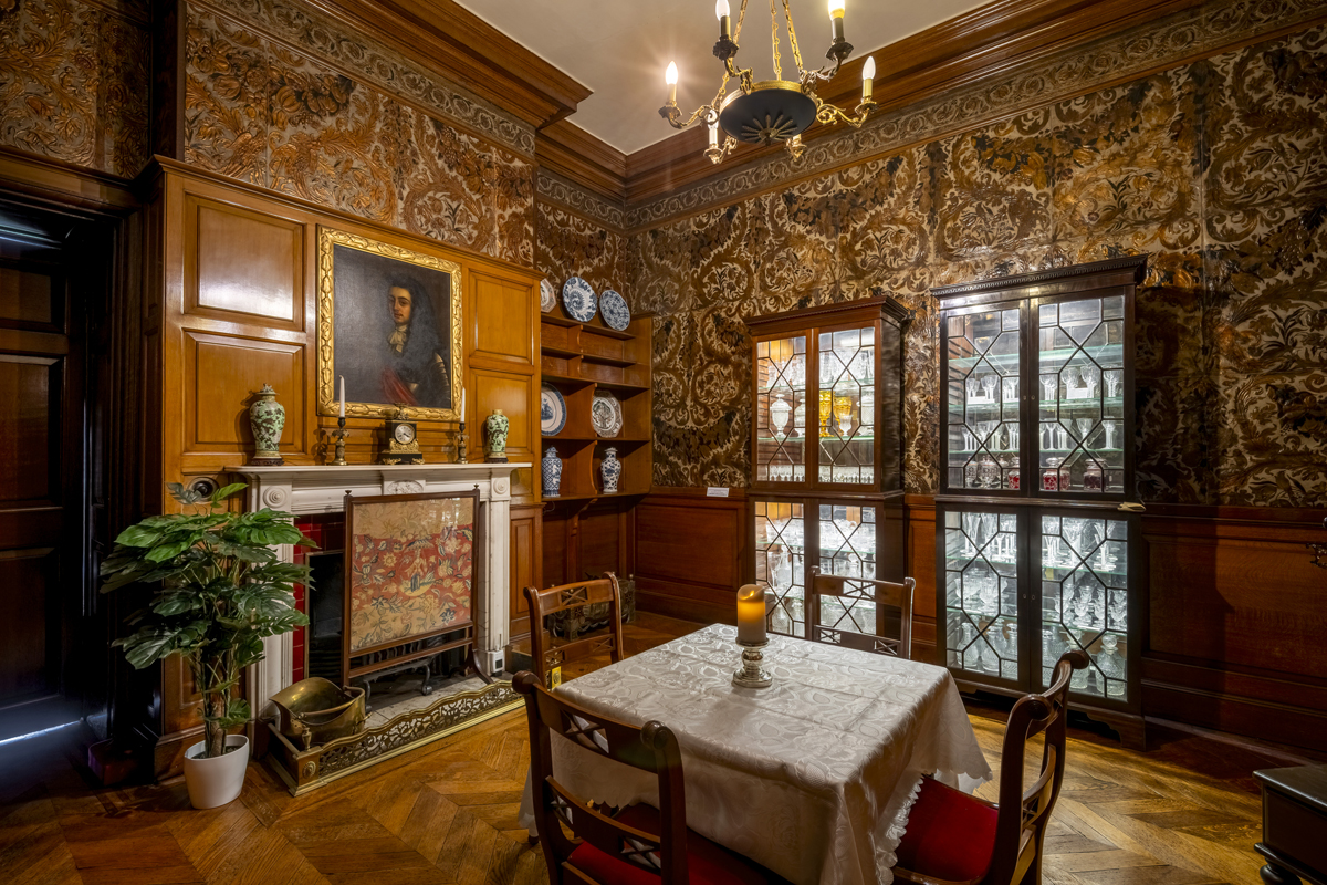 Preston Manor Cleves Room April 2025