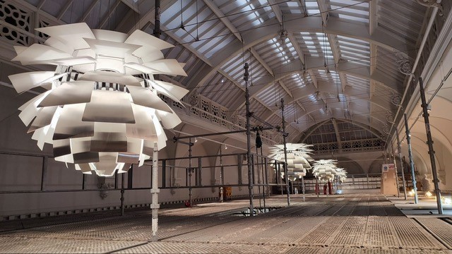 Artichokes in situ and before the scaffold platform is dismantled