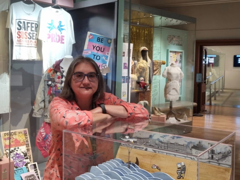 Lisa Hinkins in the Brighton Museums & Art Gallery