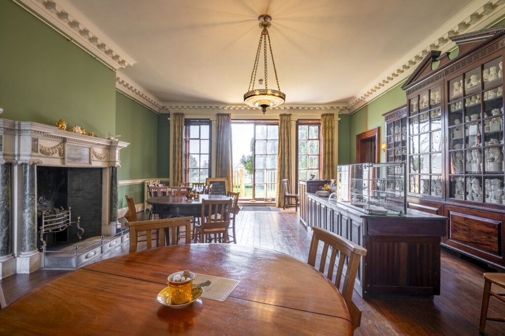 Preston Manor café Rust