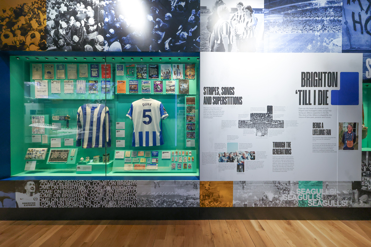 Stand or Fall Gallery. Photo: Michael Cheetham.